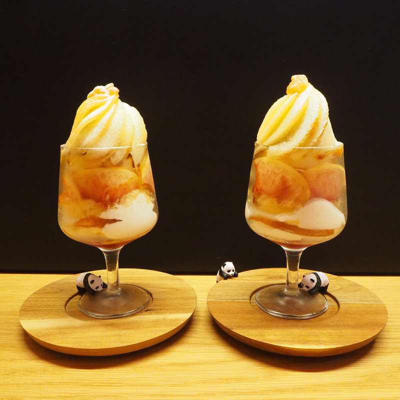 桃さまパフェ(dolce panda)