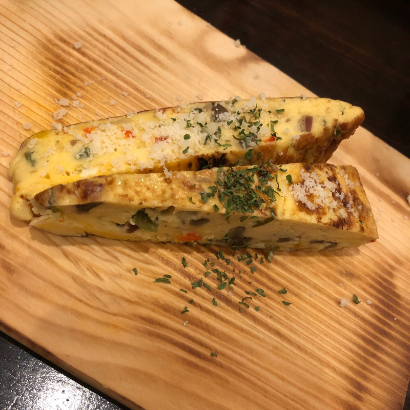 彩り野菜のフリッタータ(日欧酒場 神のよだれ 町田店)