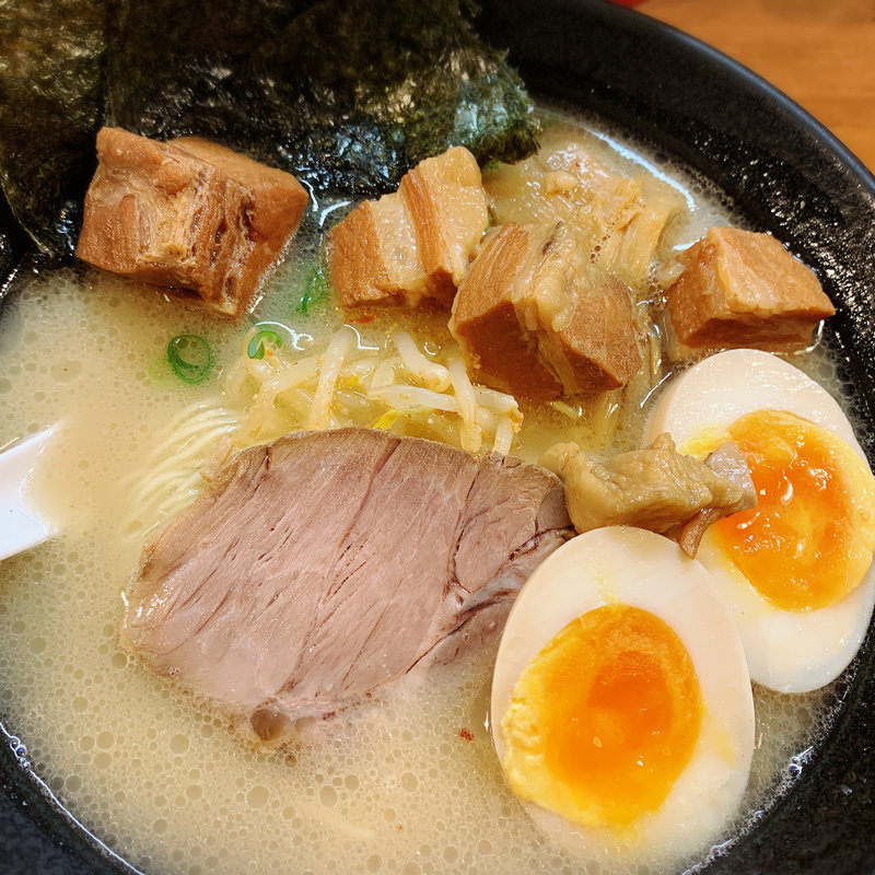 丸得ラーメン(九州らーめん 博多吉もん)