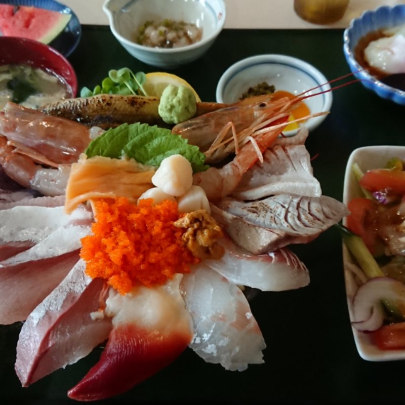 特盛海鮮丼(漁師直営いけす立石)