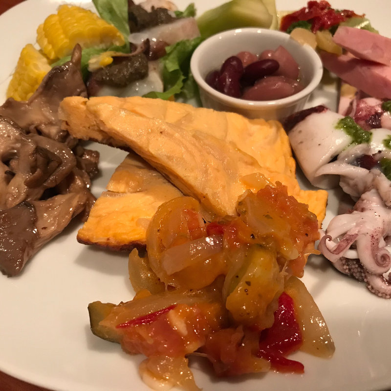 オススメ前菜の盛り合わせ(F+1)