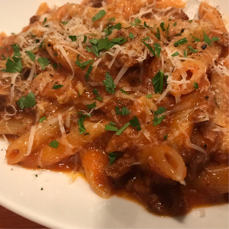 特製ミートソースのペンネ(F+1)