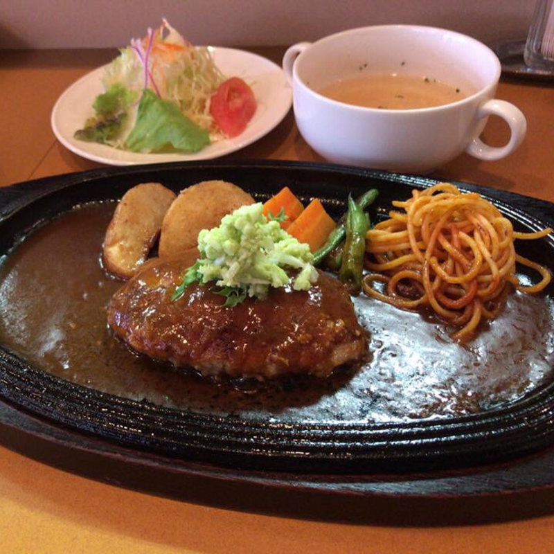 デミ山葵ハンバーグ(モンヴェール )