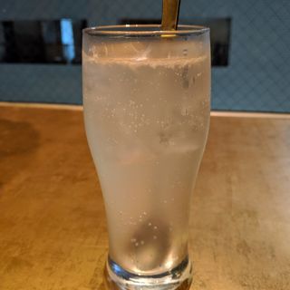 生レモンサワー(肉匠　とろにく　恵比寿店)