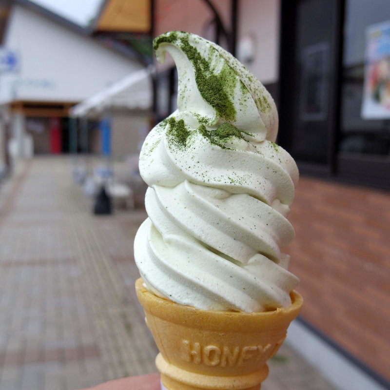 わかめソフトクリーム(ふれあいパーク山田 （道の駅やまだ）)