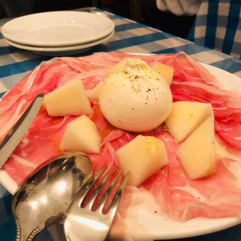 パルマ産16ヵ月熟成の生ハム(マッコ （Macco）)