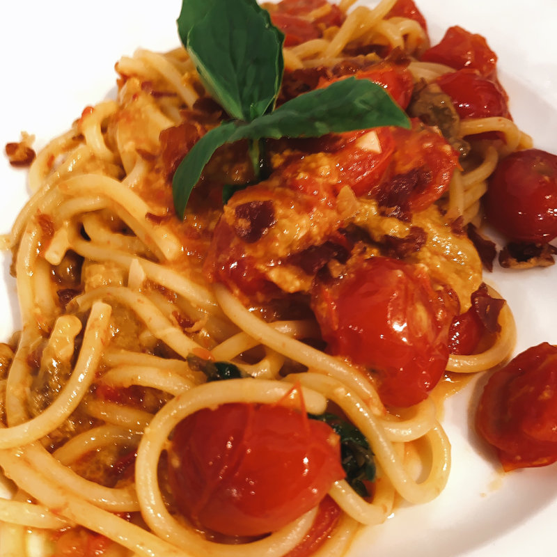 雲丹とトマトのパスタ(トラットリア 築地 パラディーゾ！)