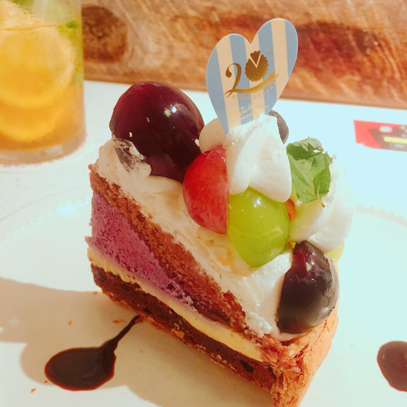 フルーツタルト(ラ・メゾン アンソレイユターブル ルミネ新宿店 （La Maison ensoleille table）)