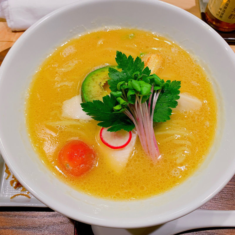 鶏白湯醤油SOBA(銀座 篝 本店)