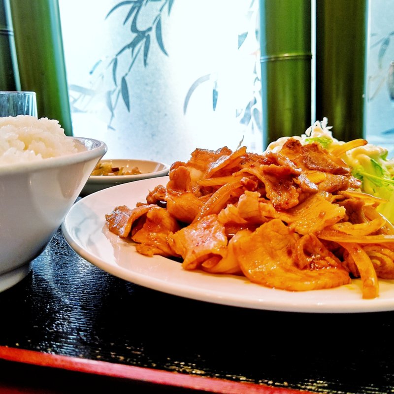 豚肉の生姜焼き定食(祥龍房 新宿イーストサイドスクエア店)