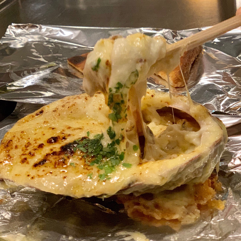 ダイナマイトチーズ焼き(やきやき三輪 大阪堀江店)