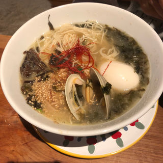 美人麺(蛤だし鶏白湯)(らあめんGON)