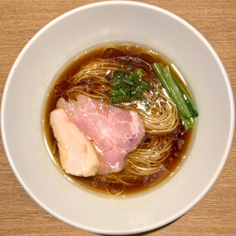 芳醇鶏そば（醤油）(むぎくらべ)