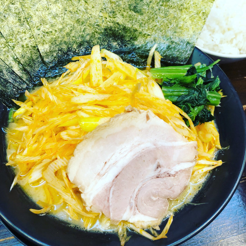 豚骨塩ネギのり増し(横浜家系ラーメン王子家 )