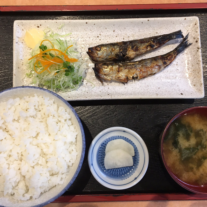 丸干しイワシ定食(引田屋食堂)