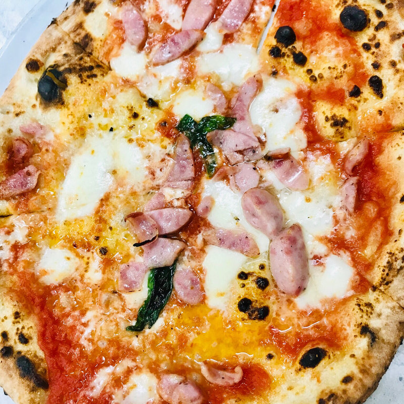 マルゲリータ　コン　ブルステル(Pizzeria e Trattoria da ISA)