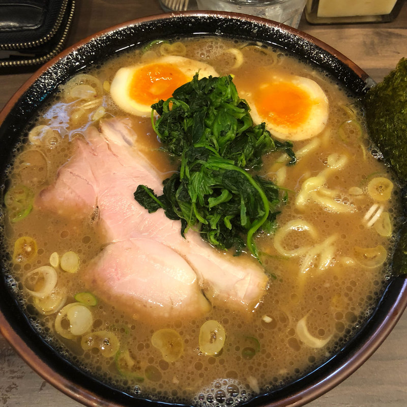 (秋葉原ラーメン わいず)
