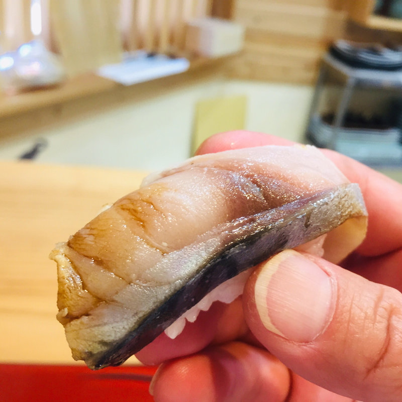 締め鯖(鮨まぁさ)