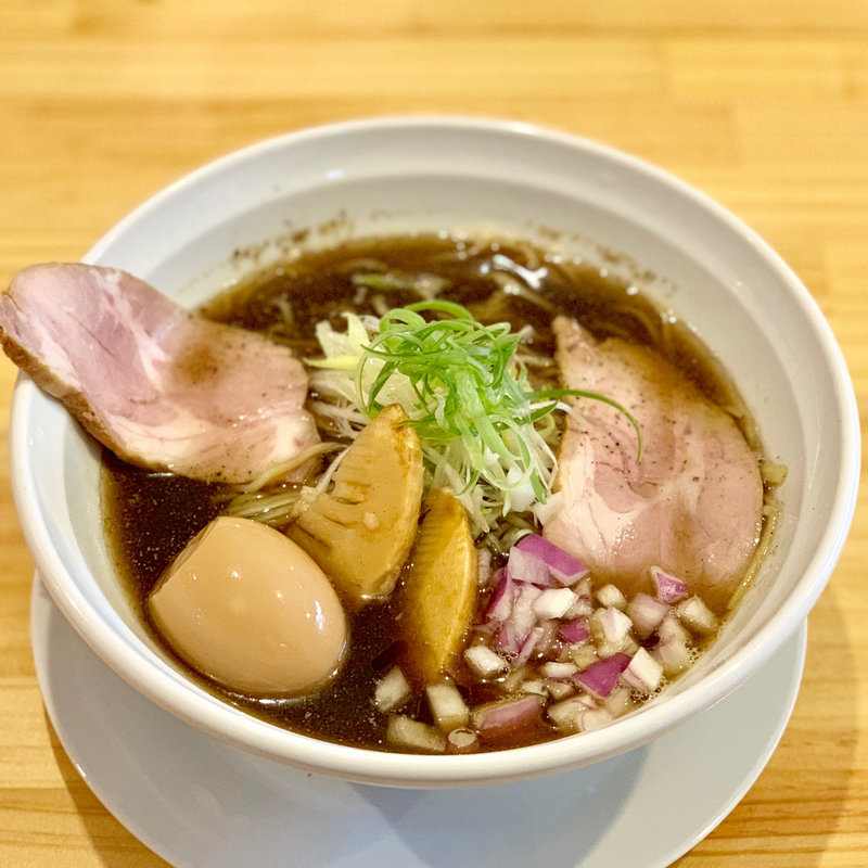 魚介中華そば(御殿場BLACK)(麺匠なか巌)