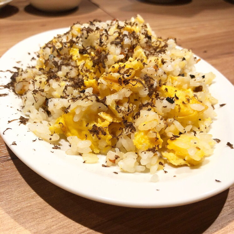 黒トリュフチャーハン(小皿中華 桃天 錦小路)