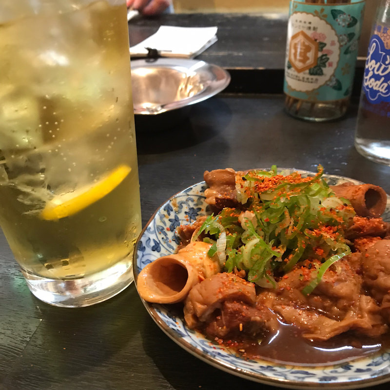 煮込み(もつ焼 煮込み　寅屋)