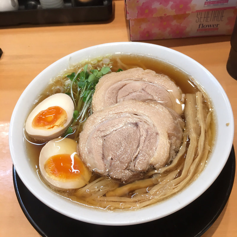 醤油ラーメン(麺処 絢)