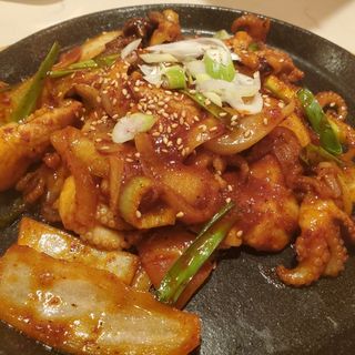 タコ豚炒め(韓国家庭料理 自起屋)