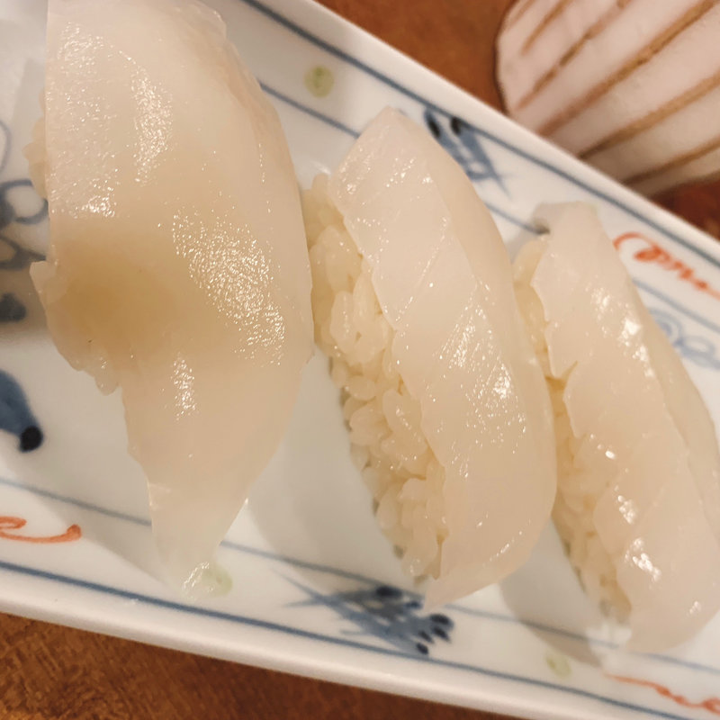 イカ(すし富 （すしとみ）)