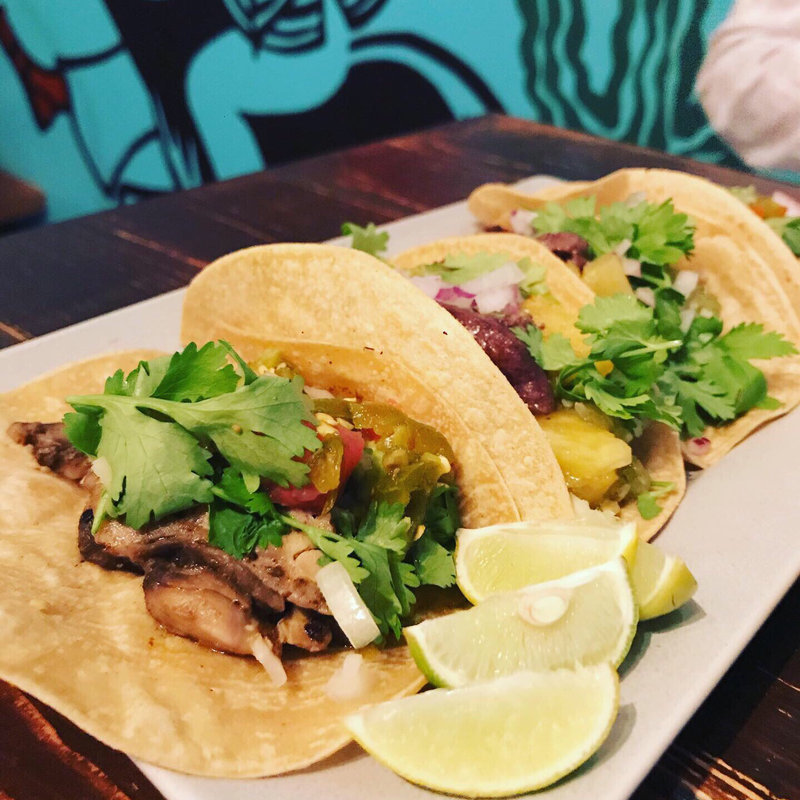 タコス(AFRO TACOS)