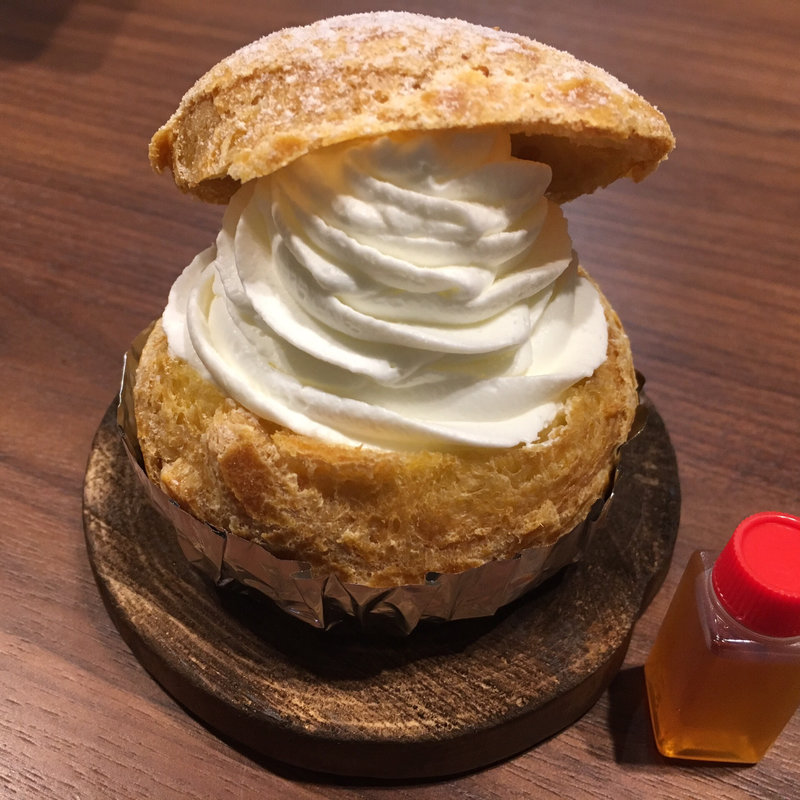 生シュークリーム(ヴィザヴィスイーツガーデン)