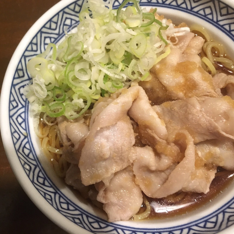 冷やし肉すだちおろしラーメン(ビル食堂でら)