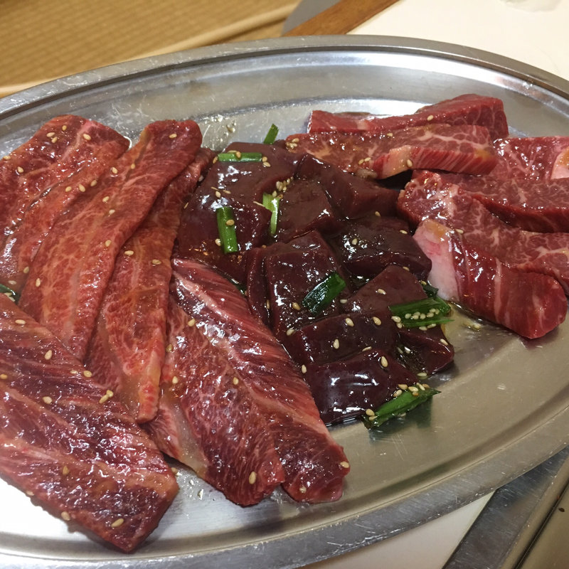 牛ツラミ/牛レバー/牛サガリ(焼肉亭サム)