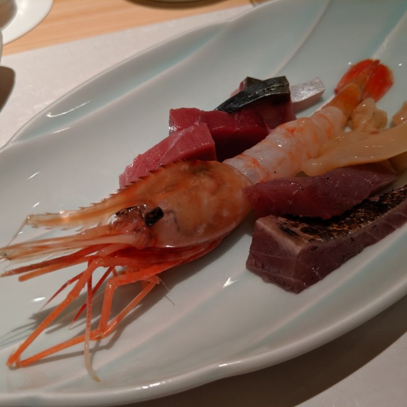 お刺身盛り合せ(波やし （はやし）)