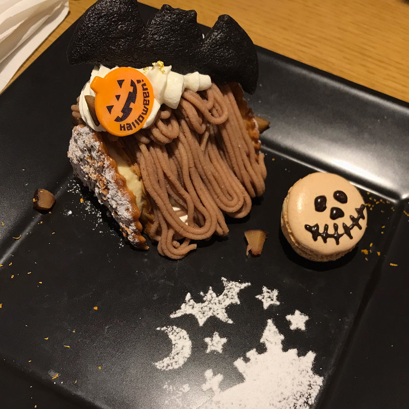 栗のデセール(ブルー・ブリック・ラウンジ)