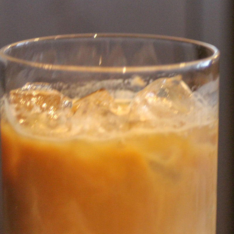 アイスカフェラテ(カフェ・ベローチェ 東池袋一丁目店)
