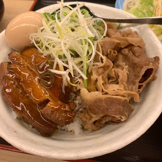 牛と味玉の豚角煮丼(松屋 西新宿8丁目店 （マツヤ）)