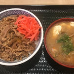ゆし豆腐 牛丼並盛り(那覇空港国際線フードコート 吉野家)