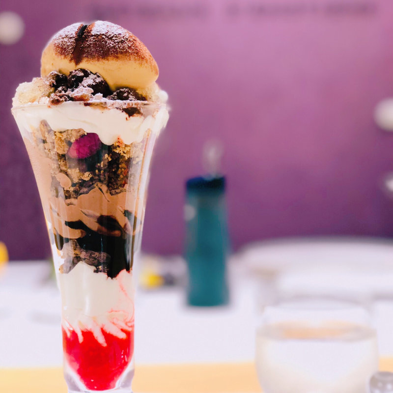 チョコレートのヴェリーヌパフェ(GINZA SIX  PHILIPPE CONTICINI)