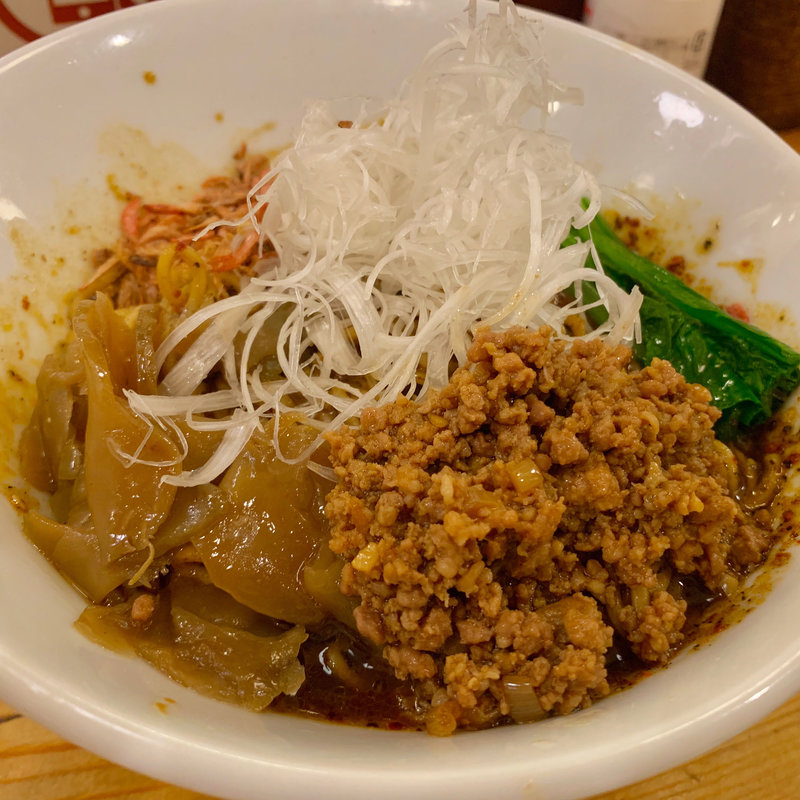 黒汁なし坦々麺(担々麺　ほおずき )