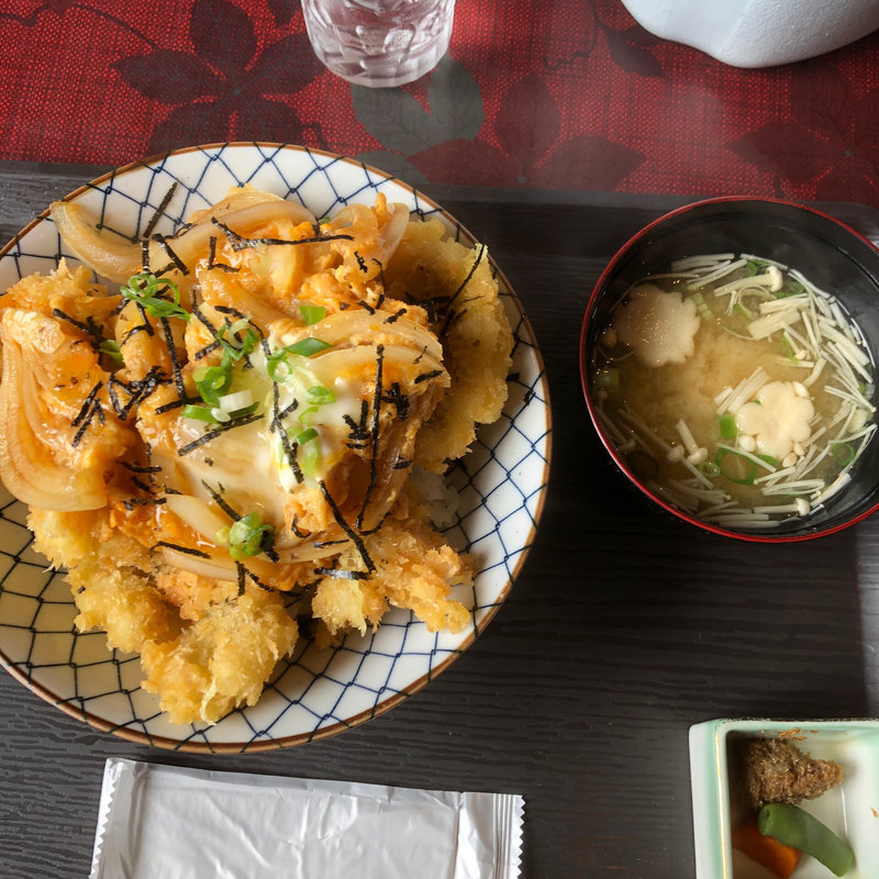 ハモかつとじ丼(魚竹鮮魚店やけんど〜海鮮どんや)