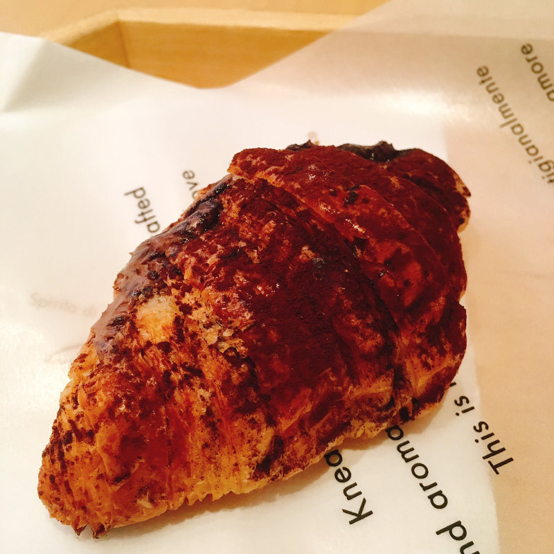 ミニコルネッティノッチョーラ(スターバックスリザーブロースタリー東京)