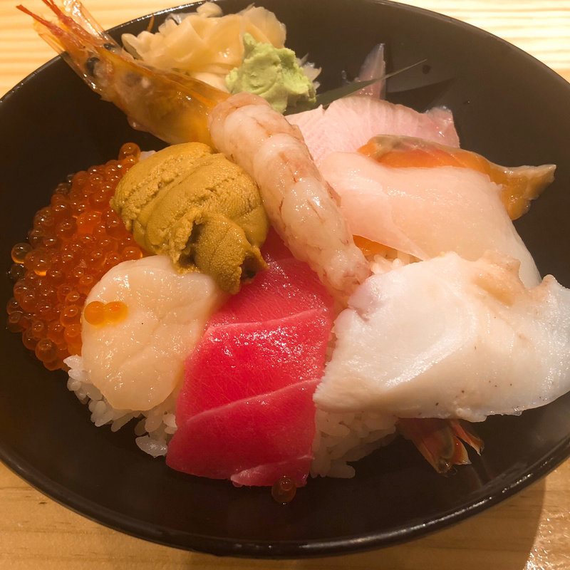 上海鮮丼(築地虎杖マーケット 食堂部 )