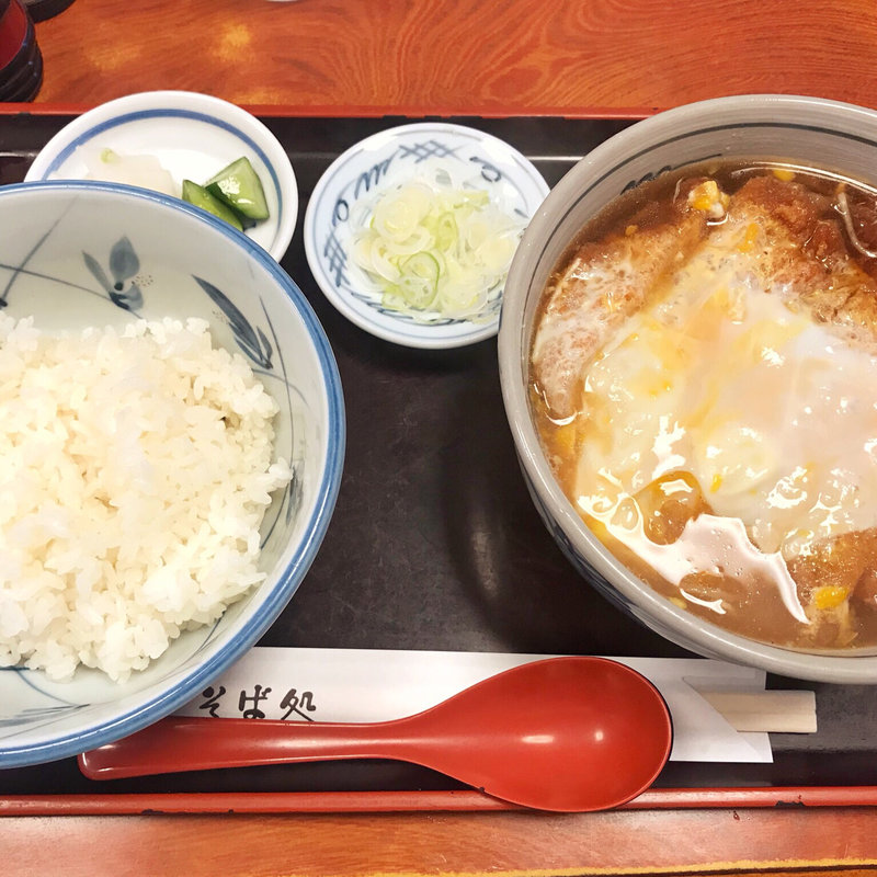 カツ煮蕎麦 半ライス(柳家)