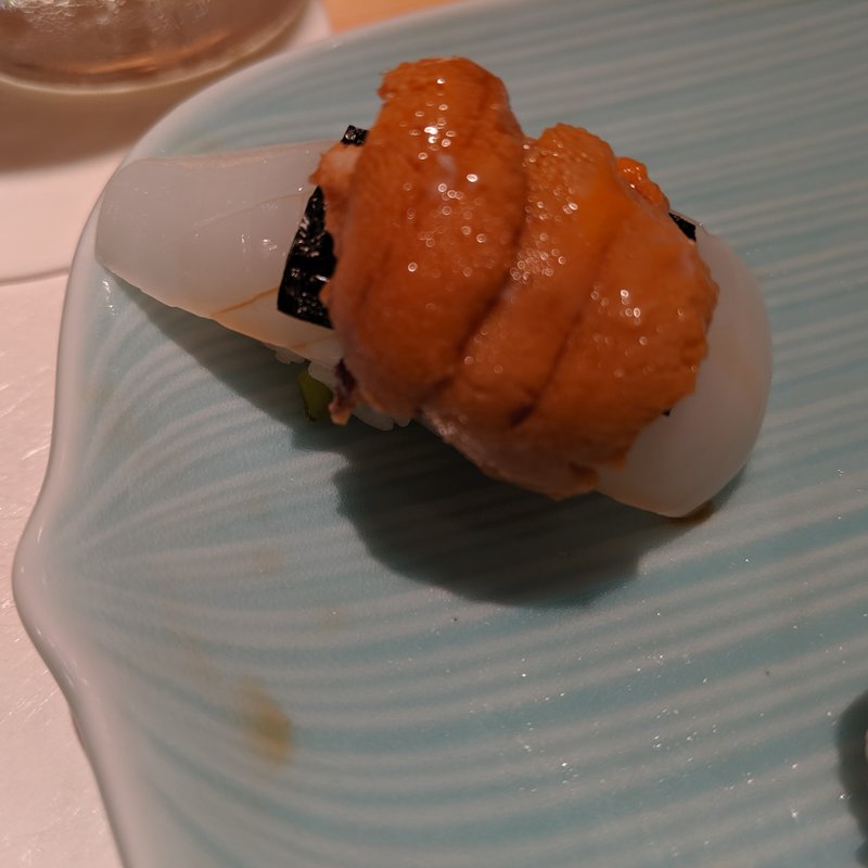 スミイカのウニのせ(波やし （はやし）)