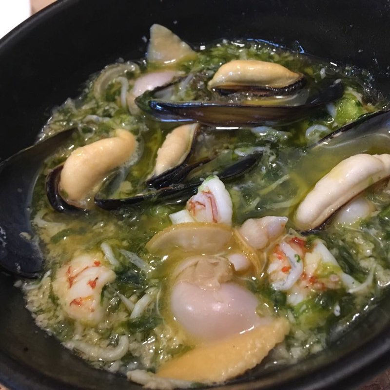 ムール貝と海老と海苔のアヒージョ(Caliner)