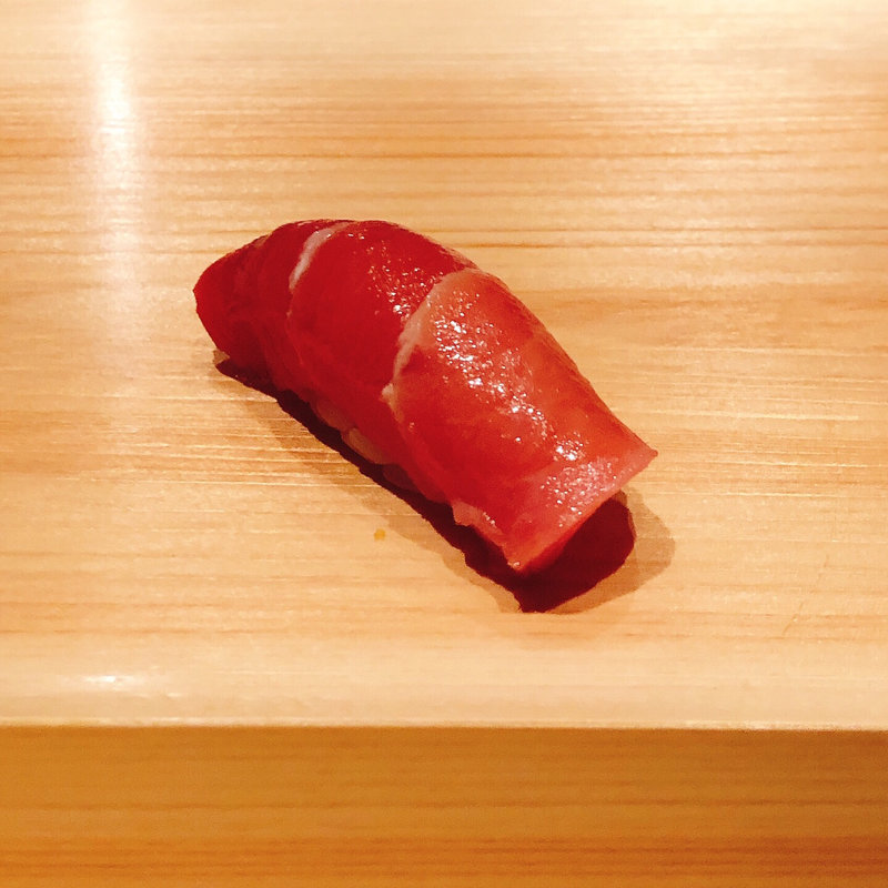 中トロの握り(鮨 利崎)