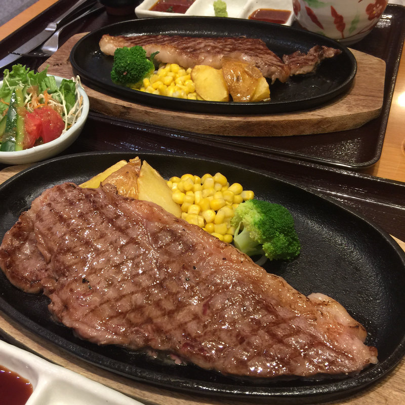 氷温熟成サーロインステーキ(お肉の専門店スギモト本店 東京スカイツリータウン・ソラマチ店)