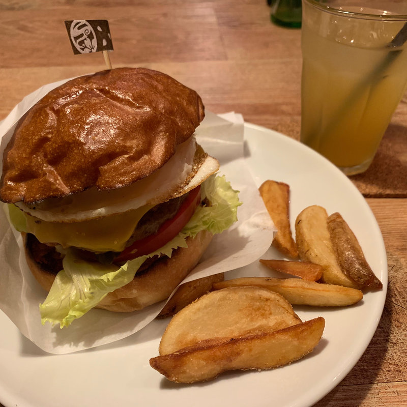 (さくらバーガー （SAKURA BURGER）)