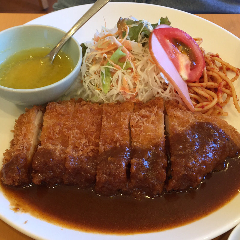 チキンカツ(洋食クッチーナ)