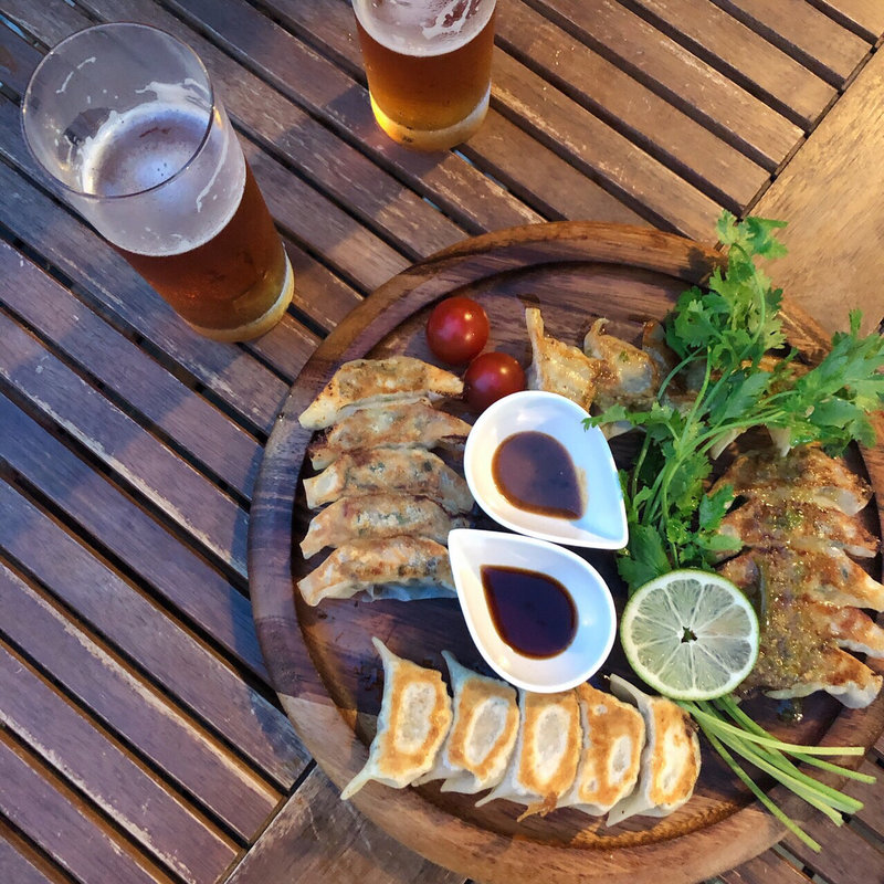 (鎌倉餃子 UMINECO WINE＆CAFE)